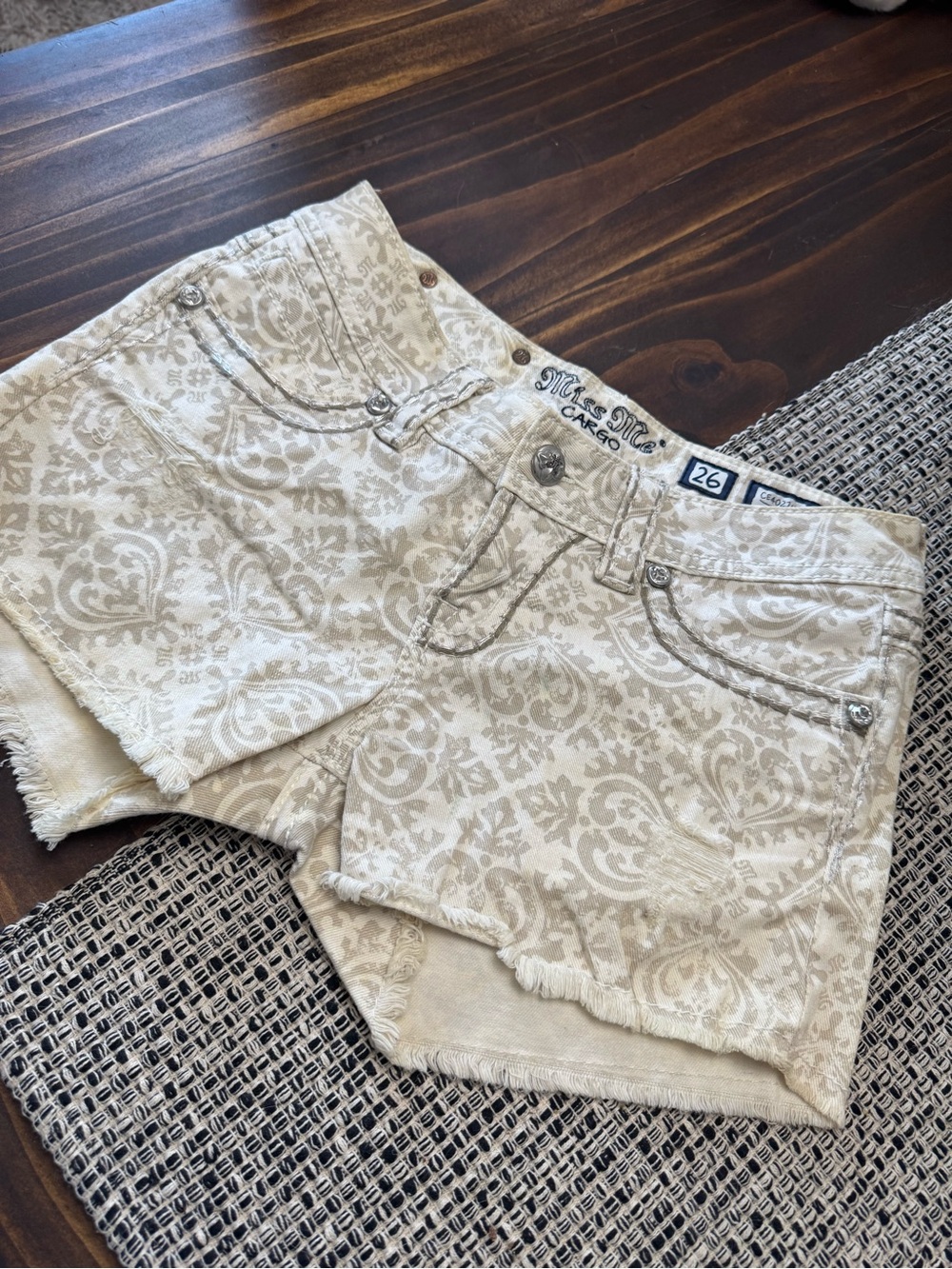 Miss Me printed denim shorts size 26
